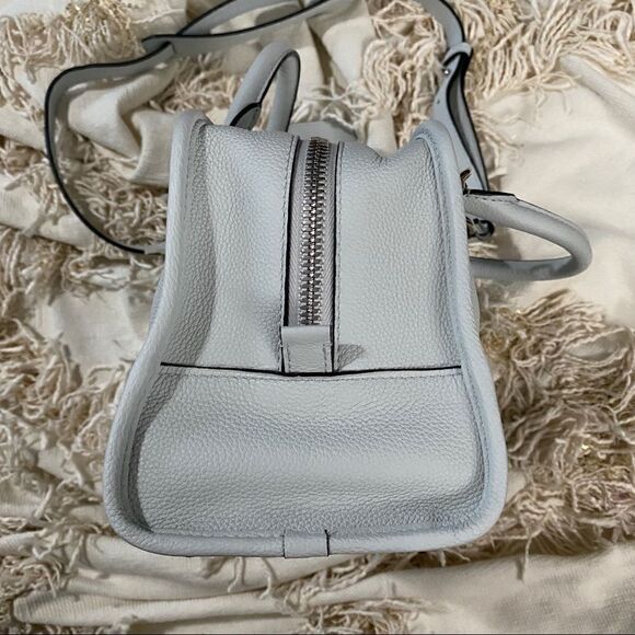 Loewe Amazona 28 Tote Bag in Light Blue - Picture 3 of 14